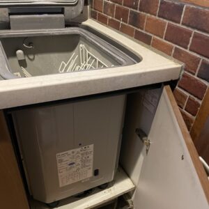ハウステックトップオープン食洗機取替え　食洗機本体取付け　寿命